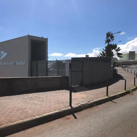 Beach Studio Apartment Funchal (Madeira)