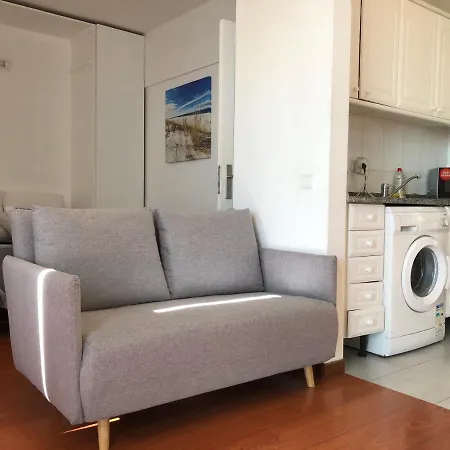 Beach Studio Apartment *