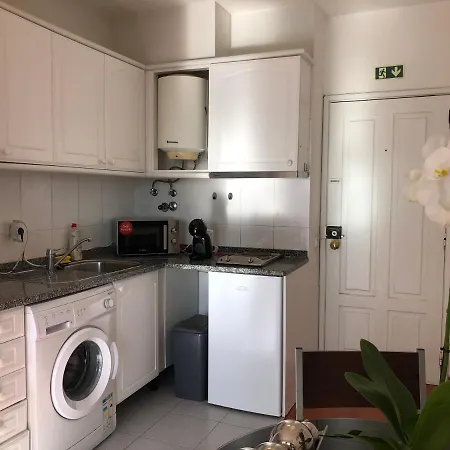 Beach Studio Apartment Funchal (Madeira)