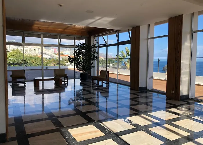 Beach Studio Apartment فونشال